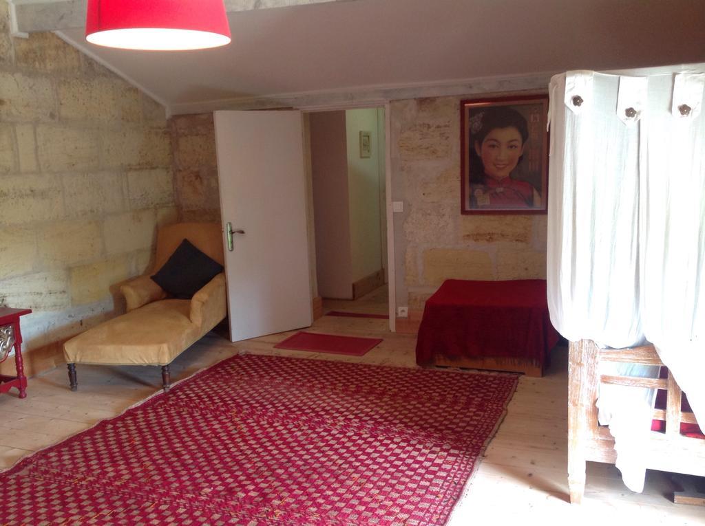 Chateau De Bel Arveyres Room photo